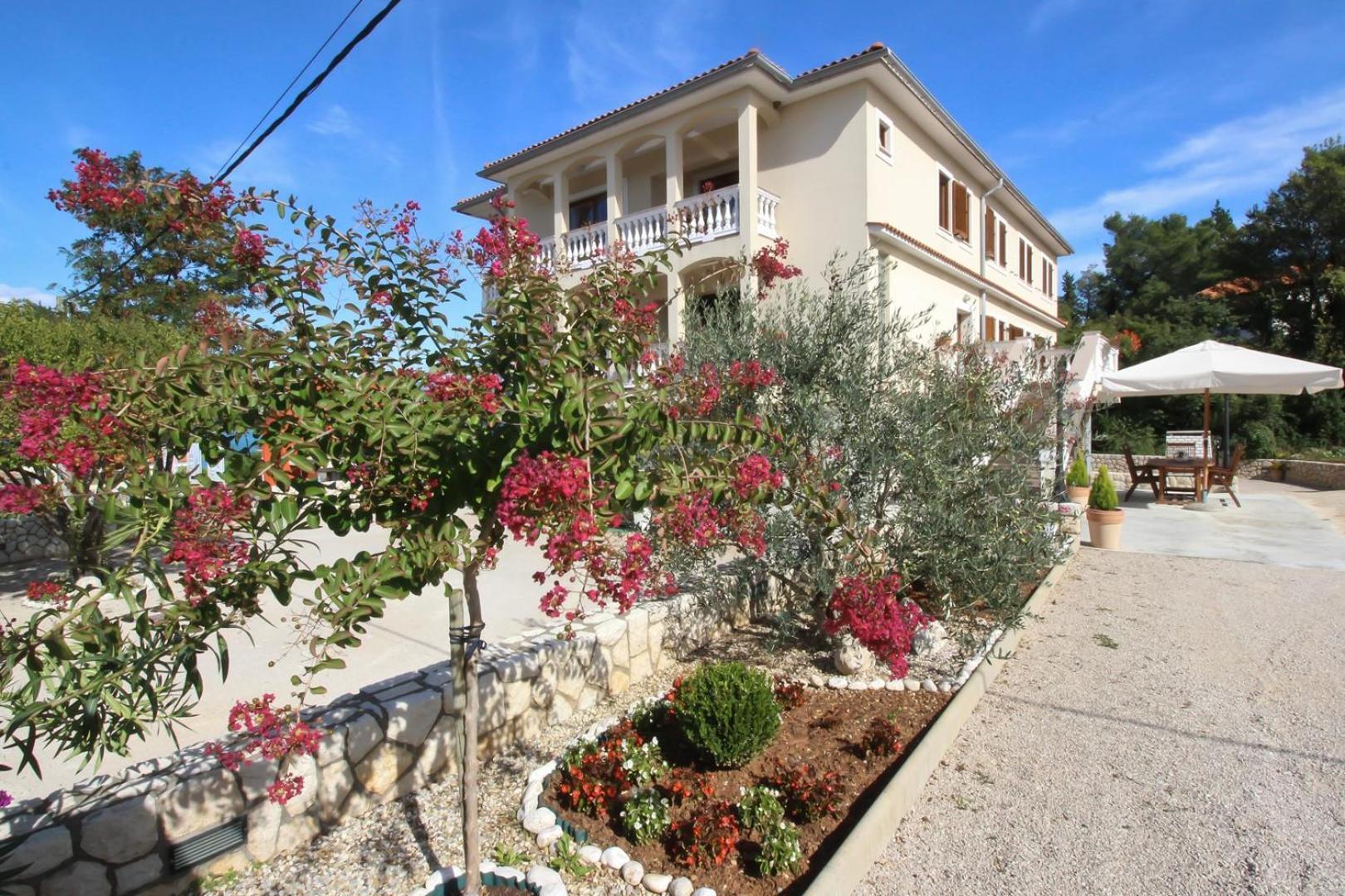 Apartments Ivanka C. Soline  Exterior photo